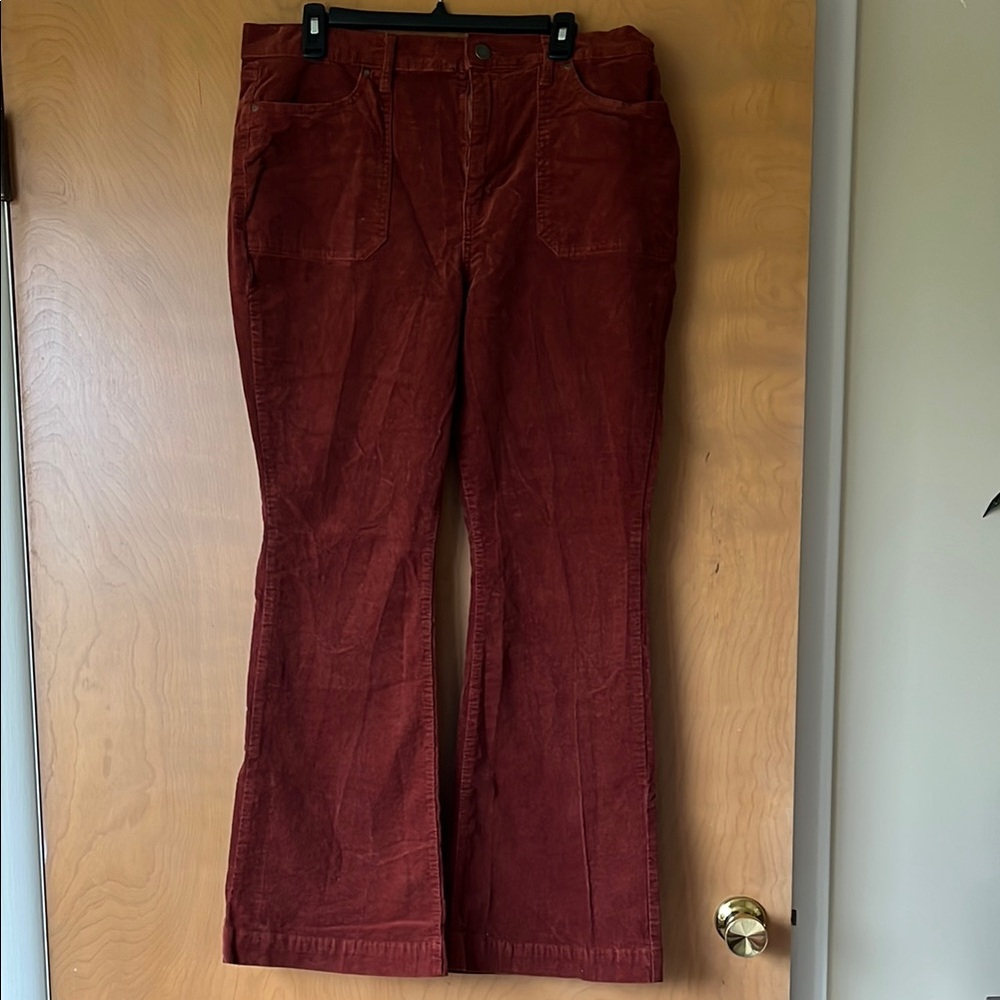 a.n.a High-Rise Corduroy Flare Pants in Rust